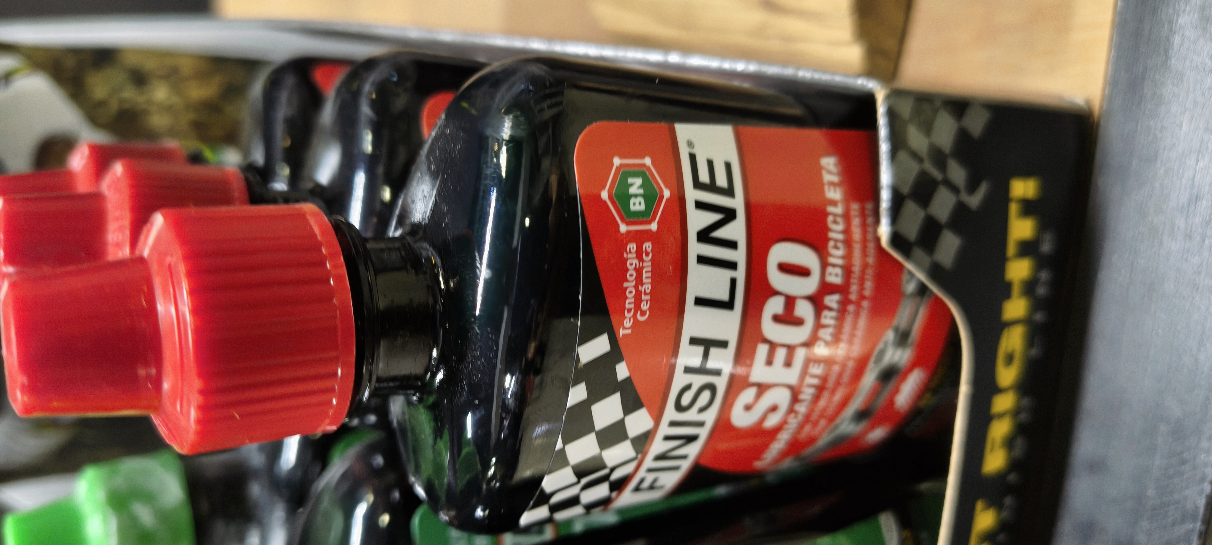 Aceite de cadena Finish rojo seco